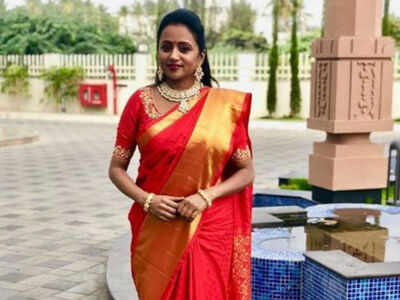 TV host Suma Kanakala helps a homeless family in Srikakulam