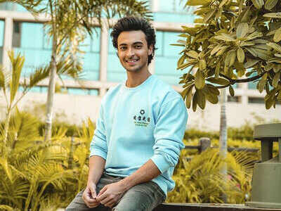 Aayush Sharma raises voice against internet bullies and the reason will surely touch your hearts