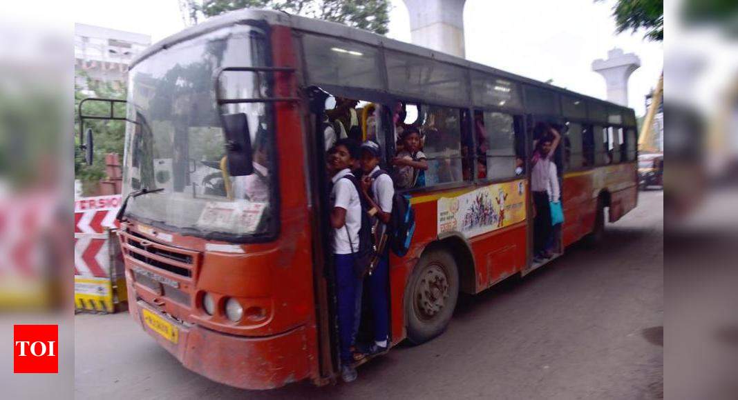 Travel Woes Passengers Continue To Suffer As Aapli Buses Stay Off