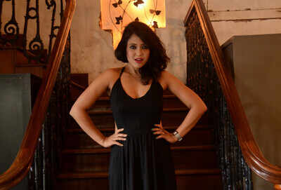 Rii is back to small screen with Khonar Bochon