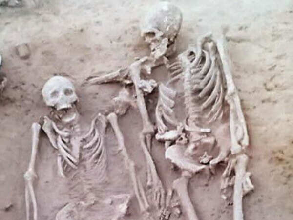 It is the first anthropologically confirmed joint burial of a couple in a Harappan cemetery. The 'couple's grave' was found in the Harappan excavations at Rakhigarhi, Harayana. Evidence points at the couple being buried simultaneously or about the same ti