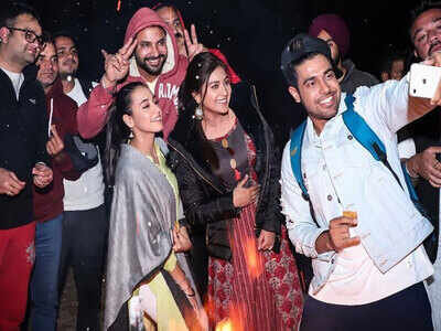 Inside pics: Guri celebrates Lohri on the sets of ‘Sikander 2’
