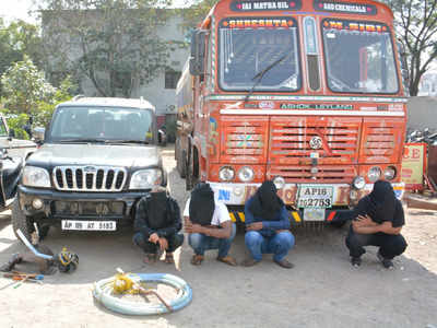 Police Bust Fuel Pilferage Racket In Hyderabad Seize Rs L Cash