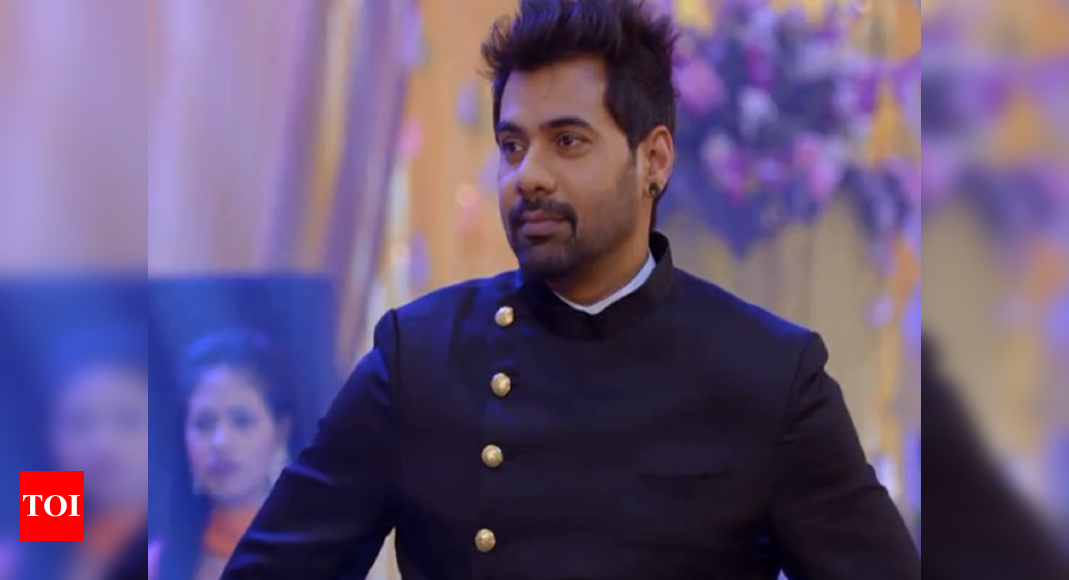 Kumkum Bhagya Written Update January 18 2019 Abhi And King Both