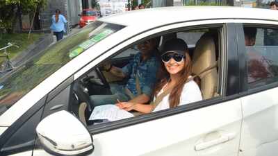 Celebs join hand for a special cause through a car rally