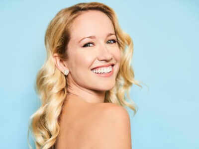 Anna Camp boards Kumail Nanjiani, Issa Rae's 'The Lovebirds'