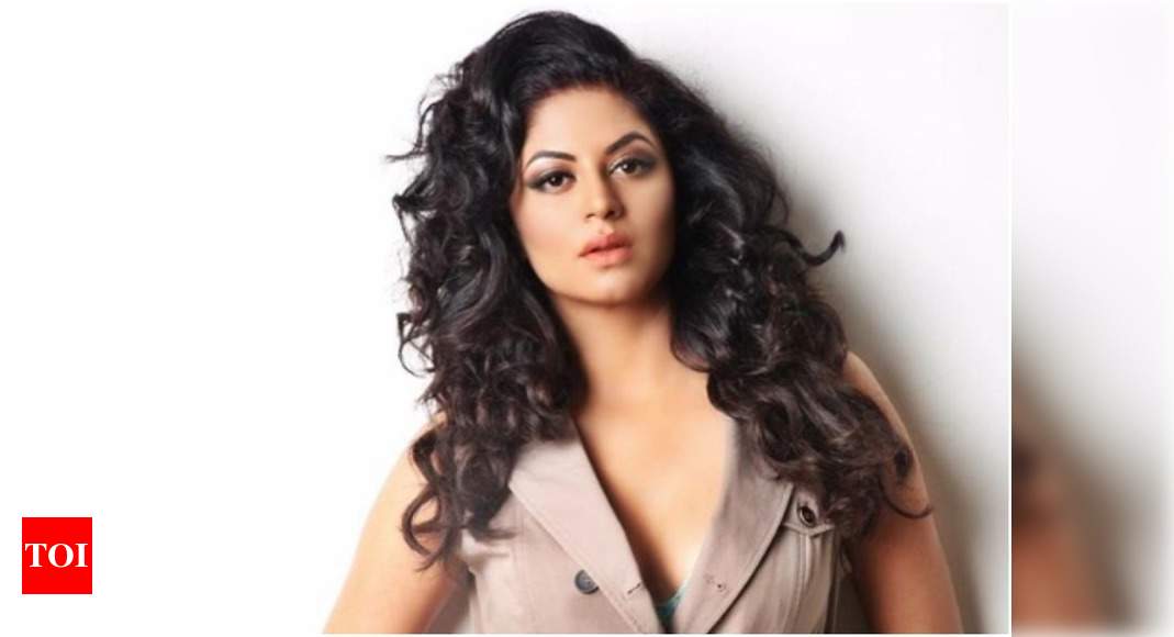 FIR Actress Kavita Kaushik Shares A Strong Message On Gender Equality