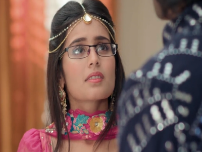 Yeh Rishtey Hain Pyaar Ke Written Update April Meenakshi