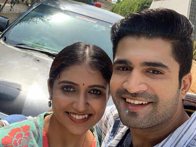 'Makeup': Rinku Rajguru and Chinmay Udgirkar calls it a wrap with a selfie picture