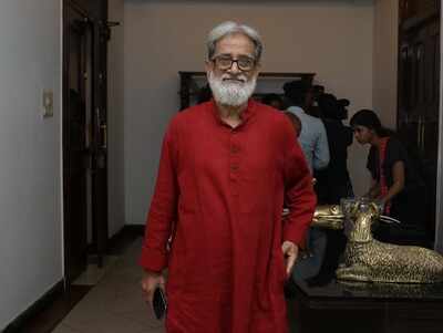 Girish Karnad was a man with strong principles: Bibhash Chakraborty
