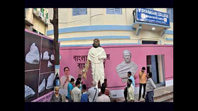 8.5ft Vidyasagar to watch over college vandalism spot