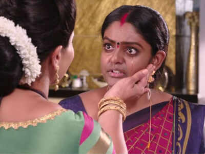 Karthika Deepam written update, June 29, 2019: Deepa demands Soundarya to give her daughter back