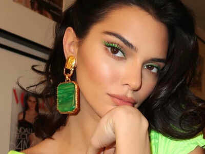 This eye make-up colour will rule 2019