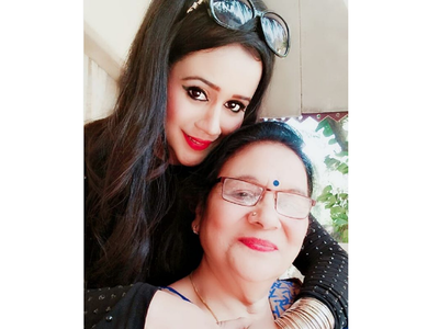 Teachers' Day 2019: Gunjan Pant pens an inspiring note for her mother