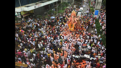 Photos: Mumbaikars bid a grand and colourful farewell to Ganpati Bappa