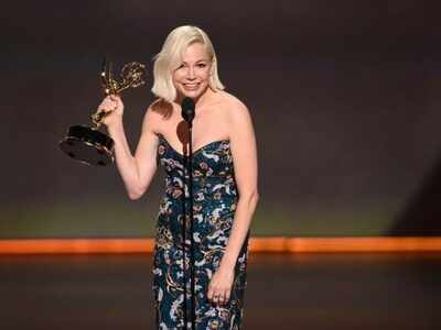 Michelle Williams calls for pay equality in Emmys speech