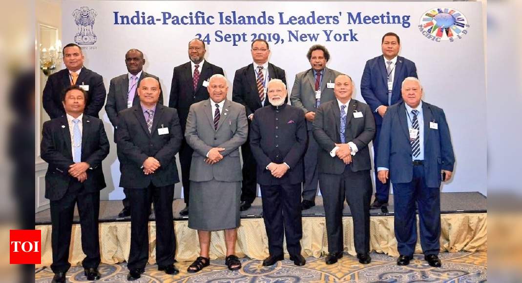 Pm Modi Meets With Leaders Of Pacific Island Countries In New York