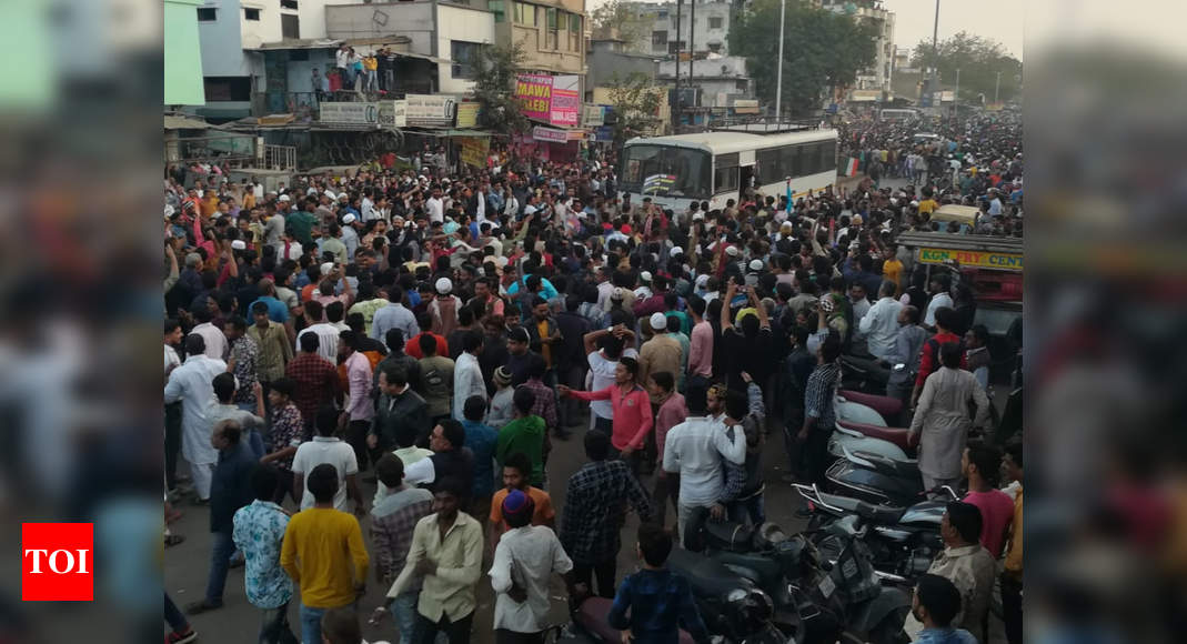 Ahmedabad Anti CAA Protest Turns Violent Cops Injured In Stone