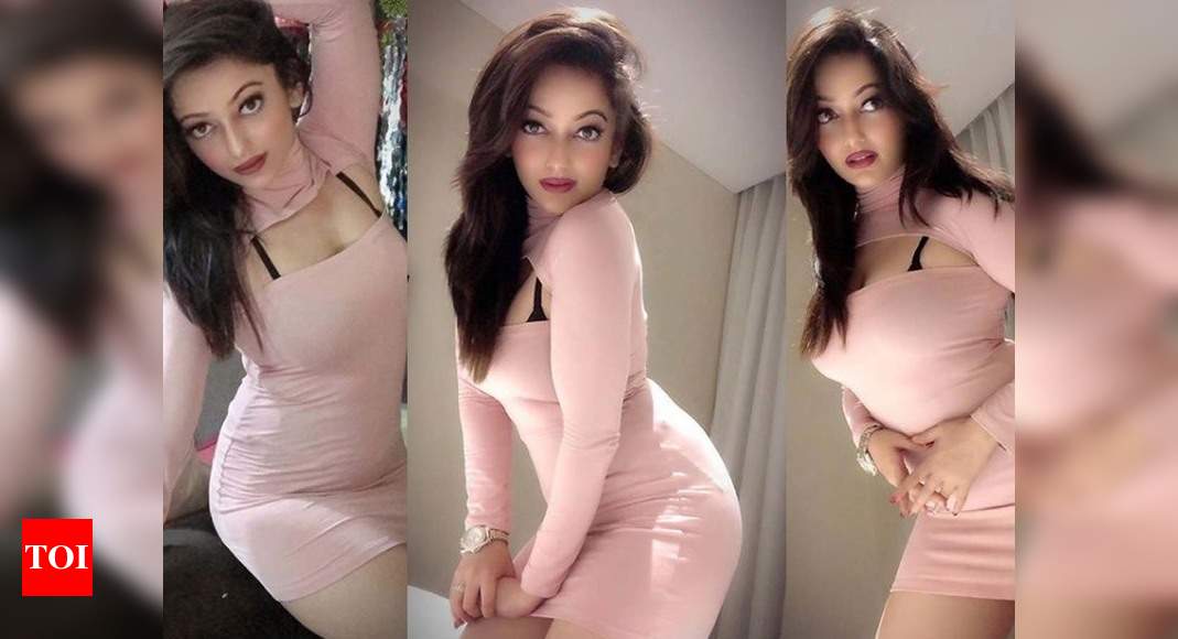 Photos Manasi Naik Looks Stunning As She Strikes A Pretty Pose In Her Latest Picture Marathi