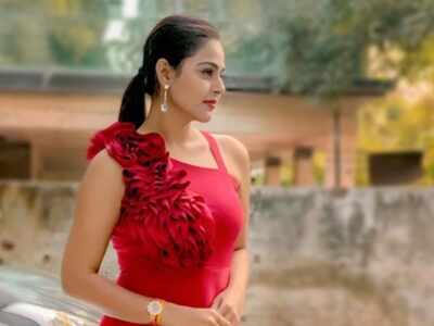 Monal Gajjar’s red gown is perfect for Valentine's Day