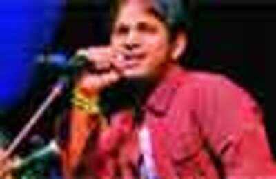 Karthik performs at Times Hyderabad Festival