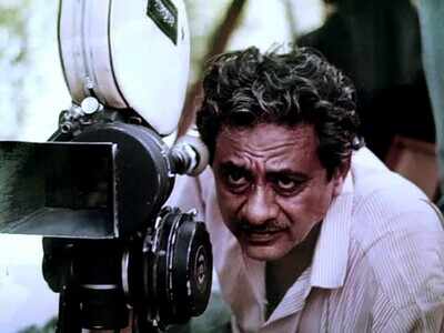 ‘Aalochayar Chitrakar’, a documentary on Soumendu Ray