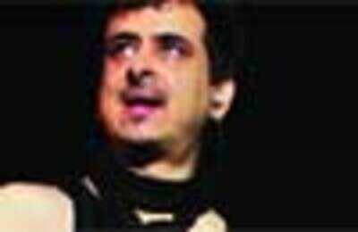 Palash Sen rocks Kanpur