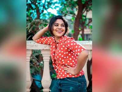 This happy picture of Mrunmayee Deshpande is sure to brighten up your day