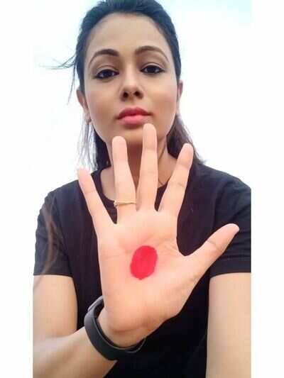 Archita Sahu distributes sanitary pads in rural areas