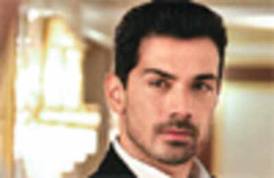 Abhinav Shukla in a mess