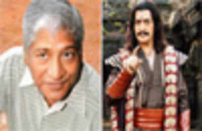Rajendra, Vinod in car accident