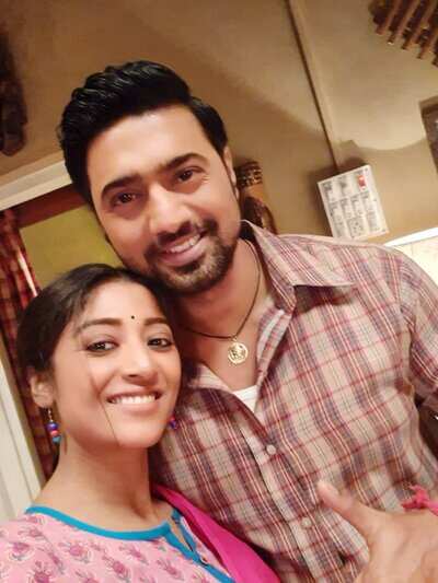 This Day Last Year: When Paoli’s all-smile selfie with Dev won hearts