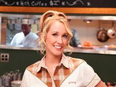 Anna Camp says she contracted COVID-19 after not wearing mask 'one time'