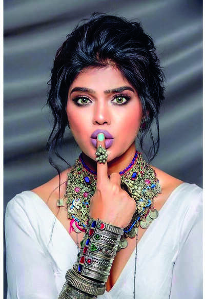 No tea breaks on sets, sourced my costume & jewellery: Khushi Shah
