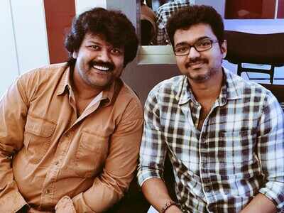 Master' actor Sriman reveals a big secret behind Vijay's dance