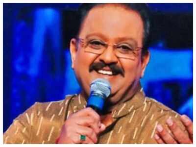 SP Balasubrahmanyam passes away: Swwapnil Joshi, Renuka Shahane and other Marathi celebs mourn the demise of legendary singer