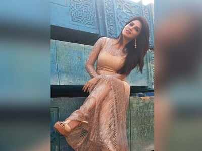 Photo: Smita Gondkar shines bright in this gold colour shimmery outfit