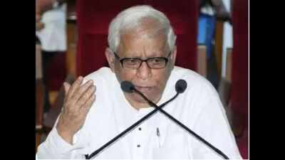Ex-Bengal CM Buddhadeb Bhattacharya's health condition improves but still critical, says doctor