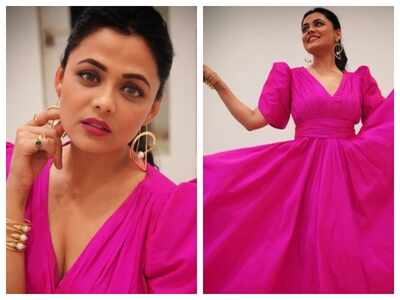 Gorgeous in Pink! Prarthana Behere stuns in beautiful ensemble; see pics