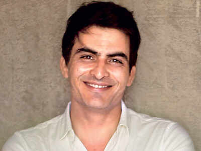 Manav Kaul presents debut novel ''Antima'' to Ruskin Bond