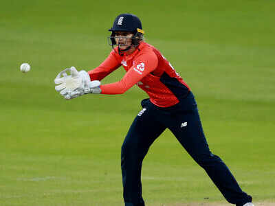 Former England women's stumper Sarah Taylor signs up for The Hundred