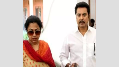 Cheque bounce case: Chennai court sentences actors Sarathkumar and Radhikaa to one-year imprisonment