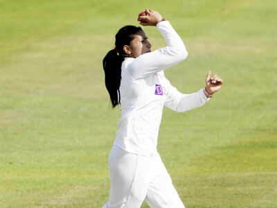 One-off Test: Spinners script India's fights back, England end Day 1 at 269/6