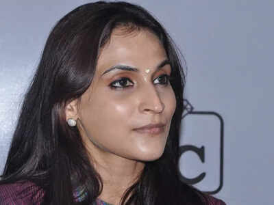 Aishwaryaa R Dhanush to helm a Telugu project