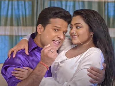 Ritesh Pandey and Kajal Yadav impress fans with their chemistry in the trailer of 'Mere Meet Re'