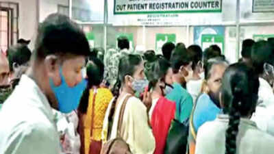 Bengaluru: Many throng Jayadeva hospital OPD to check heart health