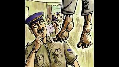 Married man, woman hang selves to death in Vadnagar