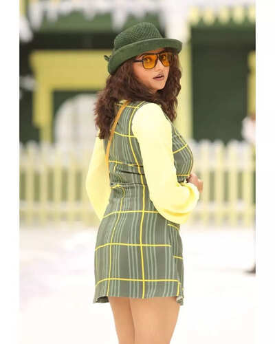 Watch Rachita Ram’s ‘amazing tricks’ in Chandan Shetty’s music video