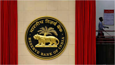 ‘Best to separate companies from banking’
