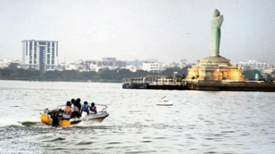 Hyderabad: Sarojini Naidu’s Hussainsagar poem to be installed at Tank Bund